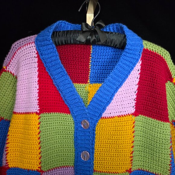 Amazing Hand Knit Colorblock Women's Cardigan Sweater - Picture 2 of 9